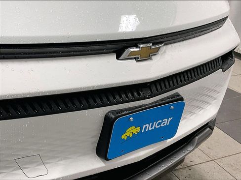 Used 2025 Chevrolet Equinox EV LT image 31