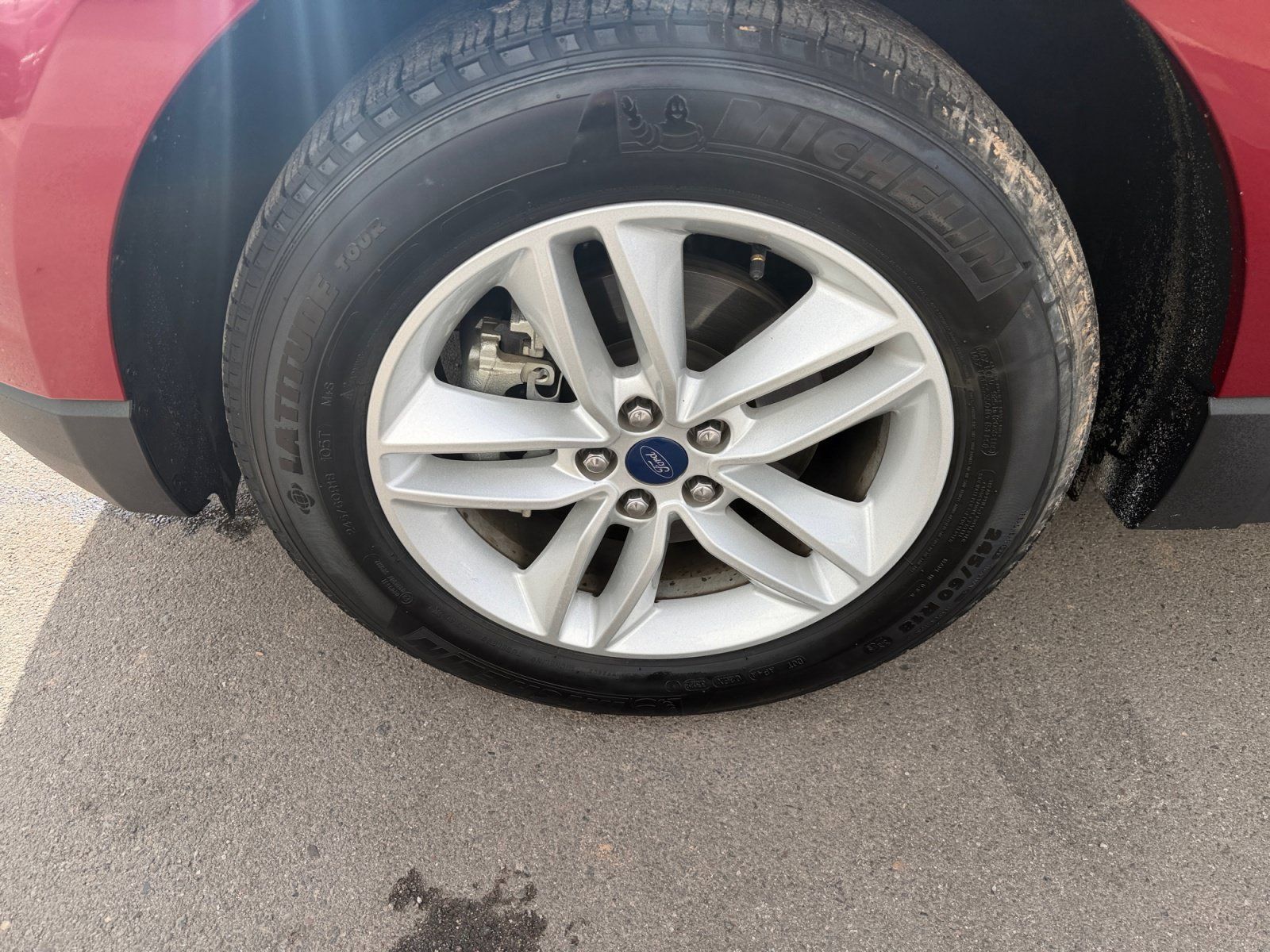 Used 2018 Ford Edge SEL w/ Equipment Group 201A FWD image 11