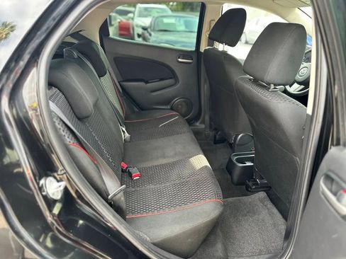 Used 2013 MAZDA MAZDA2 Touring image 27