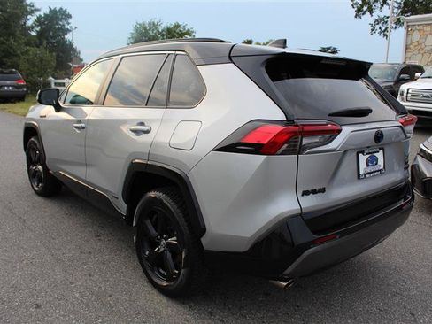 Used 2021 Toyota RAV4 XSE AWD/4WD image 5