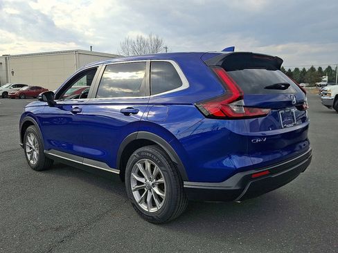 Used 2024 Honda CR-V EX image 3