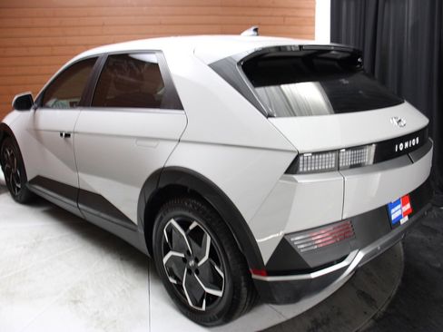 Used 2024 Hyundai Ioniq 5 SEL image 7