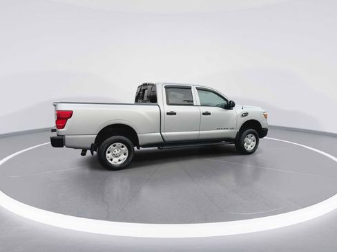 Used 2019 Nissan Titan S w/ S Utility Package image 8