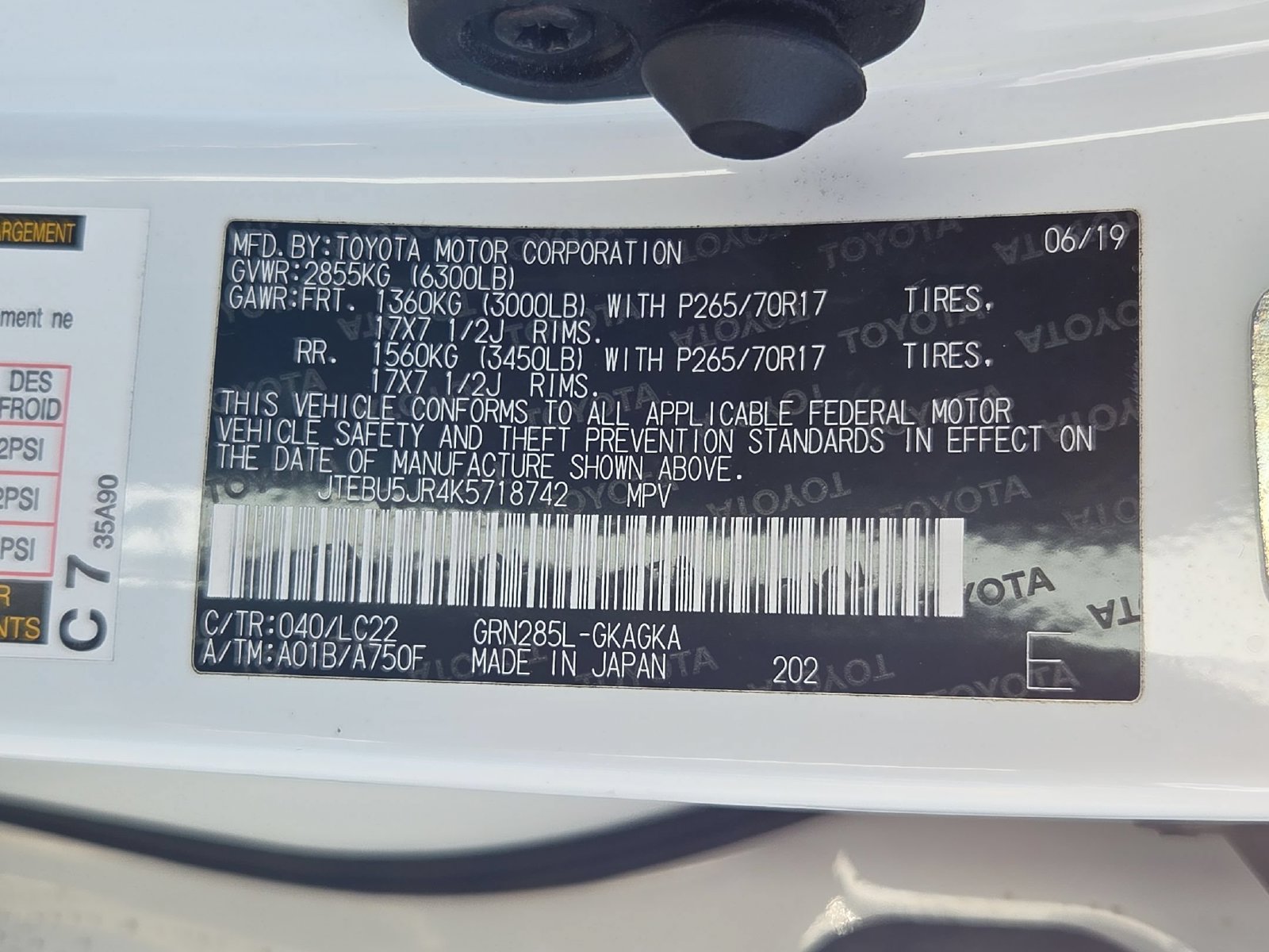 Used 2019 Toyota 4Runner TRD Off-Road Premium AWD/4WD image 29