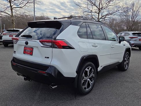 Certified 2022 Toyota RAV4 XSE image 5