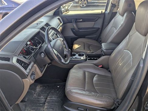 Used 2016 GMC Acadia SLT image 23