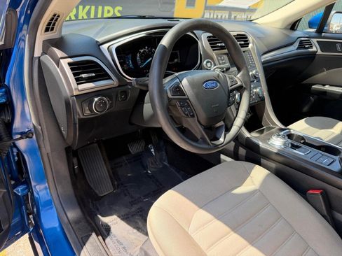 Used 2017 Ford Fusion S FWD image 15