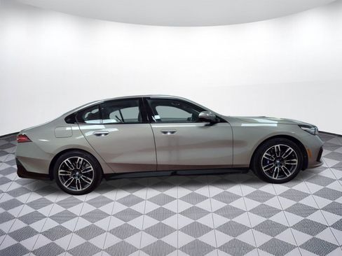 New 2026 BMW 530i xDrive w/ M Sport Package AWD/4WD image 7