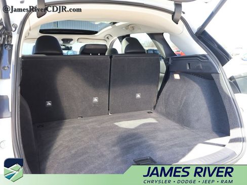 Used 2023 INFINITI QX50 Luxe image 15