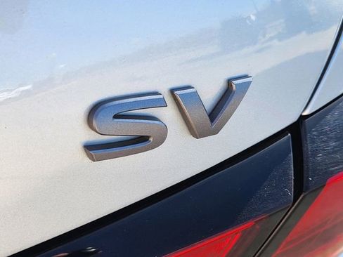 Used 2024 Nissan Altima 2.5 SV image 12