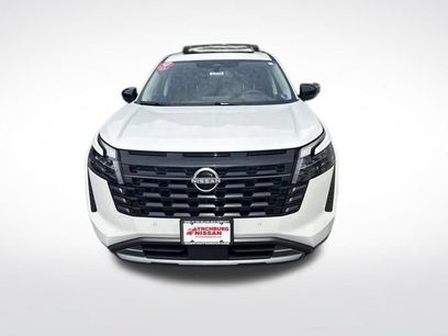 New 2026 Nissan Pathfinder Platinum
