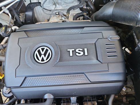 Used 2018 Volkswagen Atlas S FWD image 19