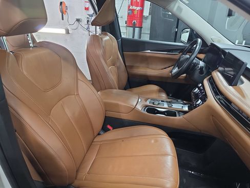 Used 2023 INFINITI QX60 Sensory AWD/4WD image 10