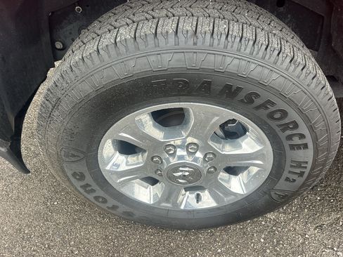 Certified 2026 RAM 2500 Big Horn AWD/4WD image 9