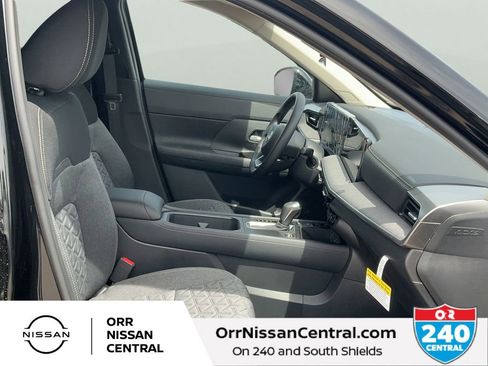 New 2026 Nissan Kicks SV FWD image 11