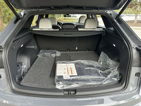 New 2026 Volkswagen Atlas Cross Sport SEL Premium R-Line image 24