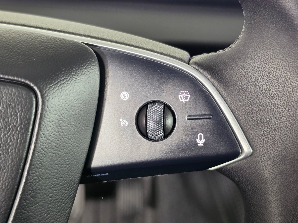 Used 2025 Tesla Model 3 Long Range RWD image 36