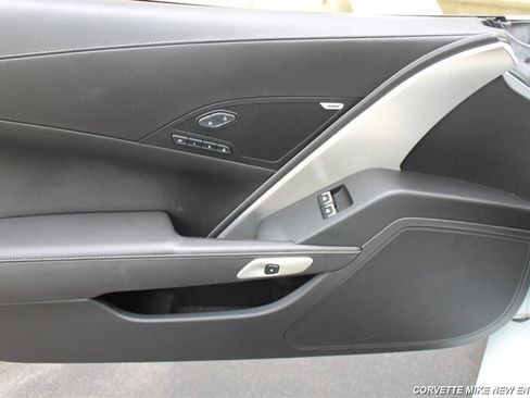 Used 2015 Chevrolet Corvette Stingray Convertible w/ 3LT Preferred Equipment Group RWD image 31