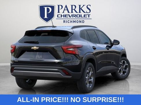 New 2026 Chevrolet Trax LT w/ LT Convenience Package FWD image 7