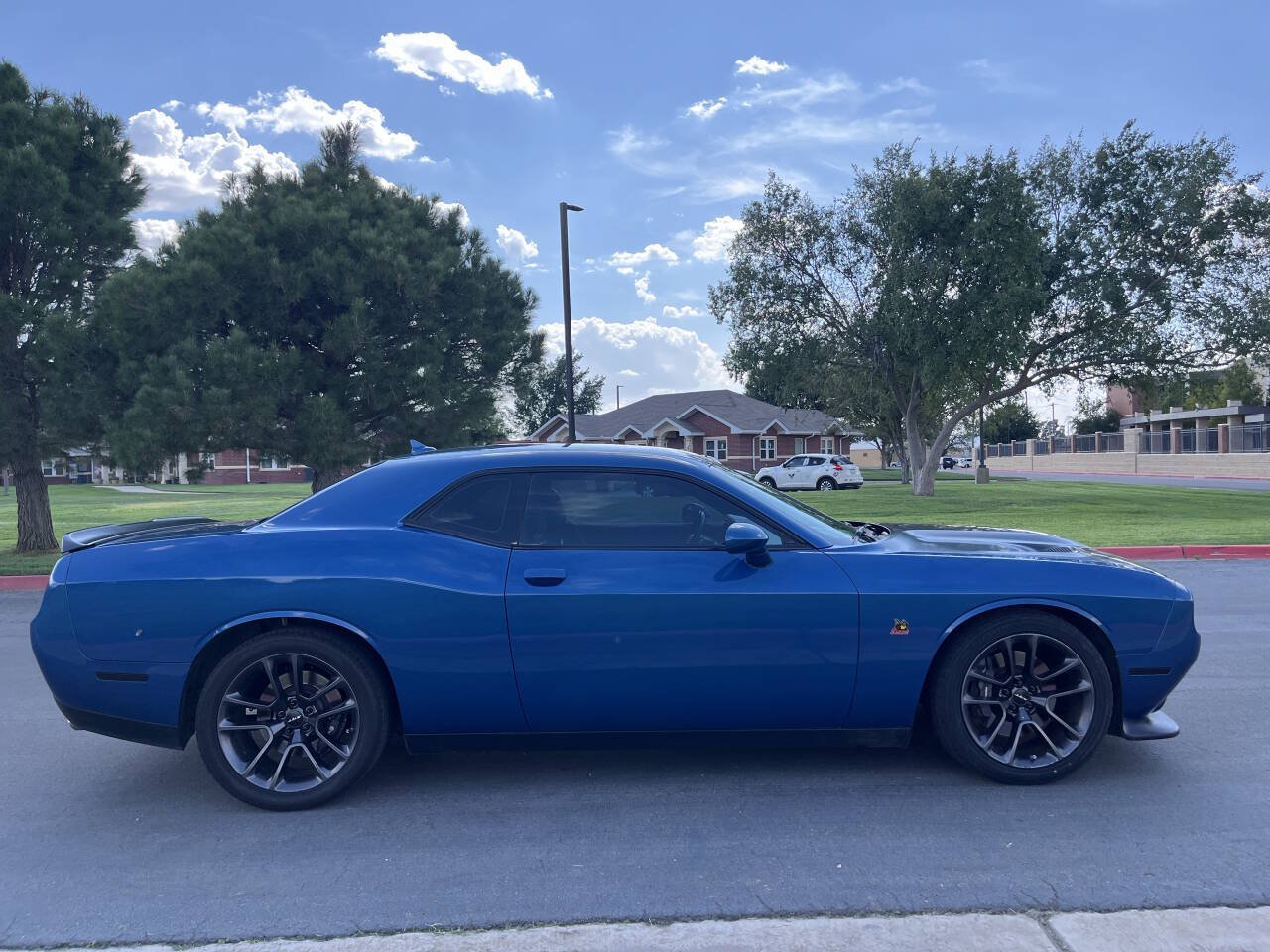 Used 2021 Dodge Challenger R/T Scat Pack w/ Driver Convenience Group RWD image 5