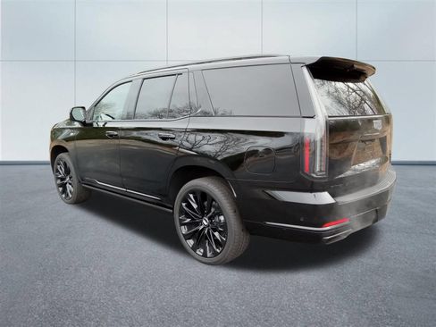 Certified 2026 Cadillac Escalade Platinum Sport w/ LPO, ONYX Package AWD/4WD image 3