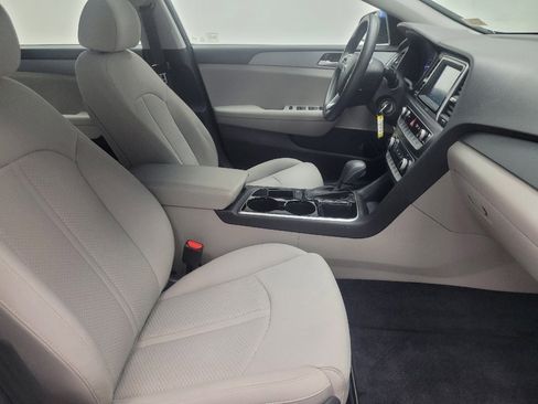 Used 2018 Hyundai Sonata SE w/ Cargo Package FWD image 21