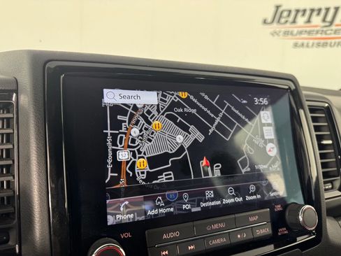 Used 2024 Nissan Frontier PRO-4X w/ Technology Package AWD/4WD image 38