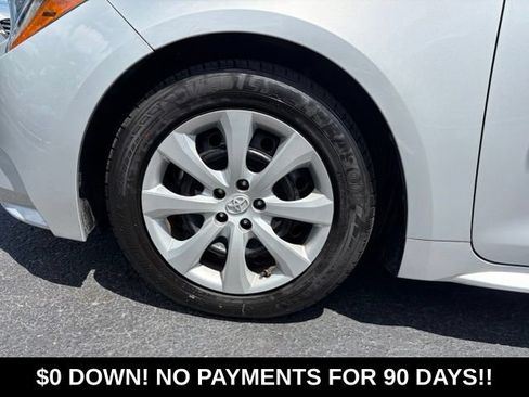 Used 2023 Toyota Corolla LE FWD image 9