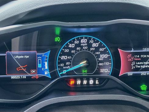 Used 2015 Ford C-MAX SEL w/ Equipment Group 302A FWD image 12