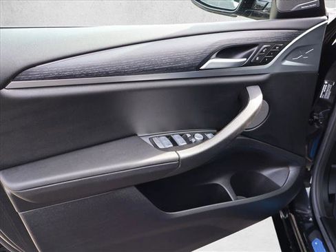 Used 2024 BMW X3 xDrive30i w/ Premium Package image 10