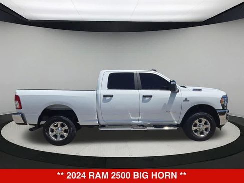 Used 2024 RAM 2500 Big Horn w/ Off Road Package AWD/4WD image 7