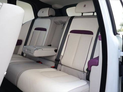 Certified 2024 Rolls-Royce Cullinan AWD/4WD image 31