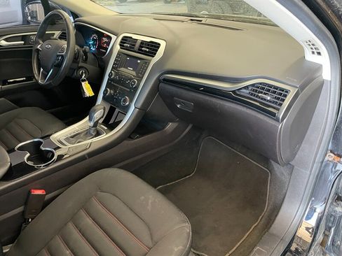 Used 2016 Ford Fusion SE w/ Equipment Group 201A AWD/4WD image 19