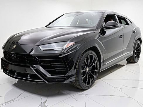 Used 2019 Lamborghini Urus AWD/4WD image 1