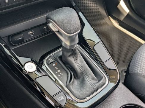 Certified 2025 Kia Soul S FWD image 26