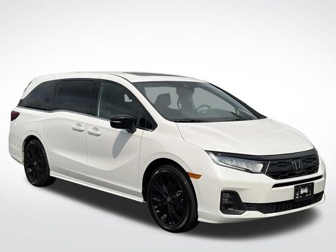 Used 2025 Honda Odyssey Sport-L image 2