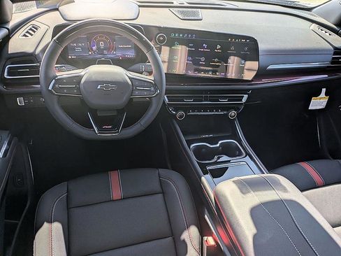 New 2026 Chevrolet Traverse RS image 29