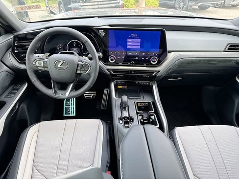 New 2026 Lexus TX 500h AWD image 24