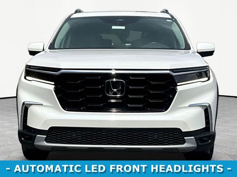 Used 2023 Honda Pilot Elite image 2