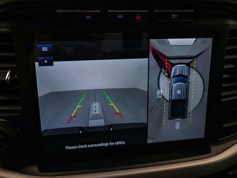 Certified 2022 Ford F150 XLT w/ Equipment Group 302A High image 19