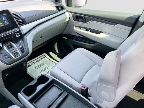Used 2024 Honda Odyssey EX image 21