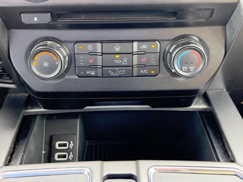 Used 2018 Ford F150 XLT w/ Equipment Group 302A Luxury AWD/4WD image 31