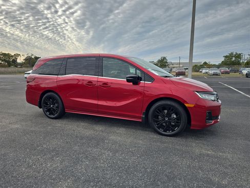 New 2026 Honda Odyssey Sport-L image 2