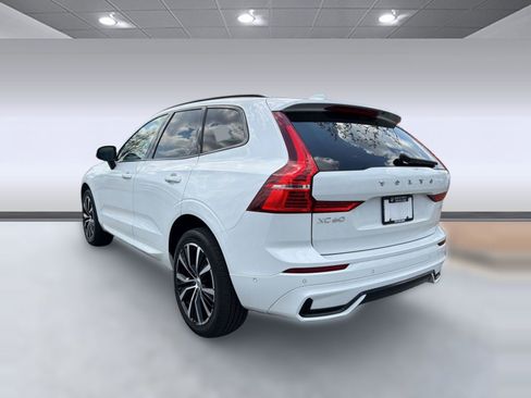 Certified 2023 Volvo XC60 B5 Plus w/ Climate Package image 3