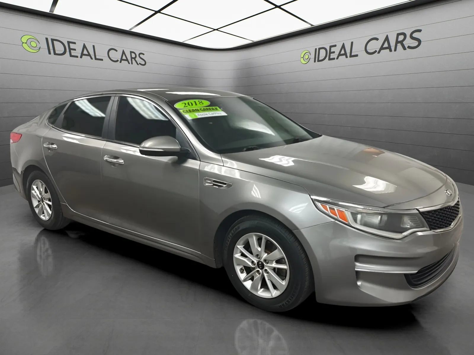 Used 2018 Kia Optima LX FWD image 3