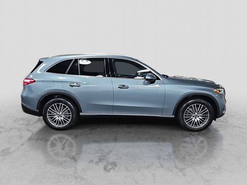 New 2026 Mercedes-Benz GLC 300 image 4