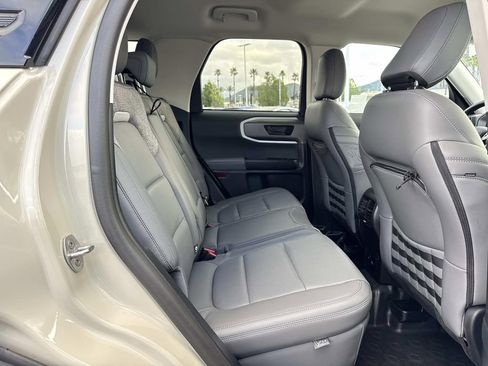 Used 2025 Ford Bronco Sport Badlands image 27