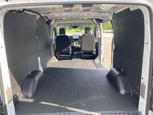 New 2025 Ford Transit 150 Low Roof RWD image 25