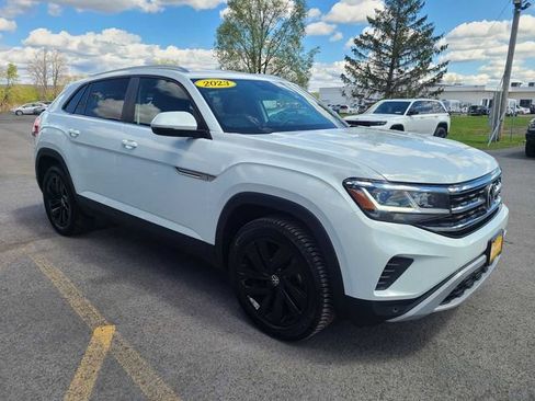 Used 2023 Volkswagen Atlas Cross Sport SE AWD/4WD image 4