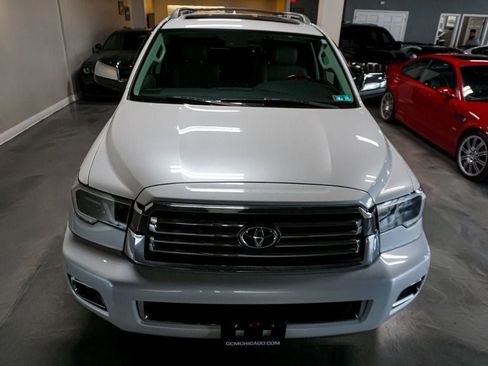 Used 2022 Toyota Sequoia Platinum AWD/4WD image 33